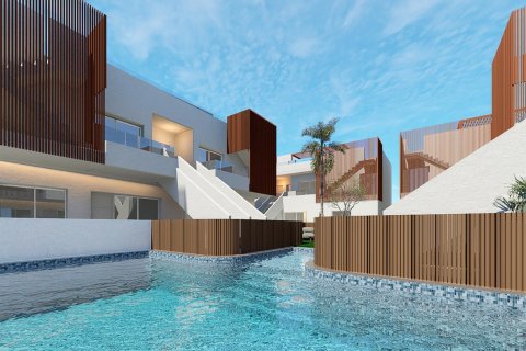 Bungalow for sale Pilar de la Horadada, Alicante, Spain 3 bedrooms, 84 sq.m. No. 119904 - photo 1