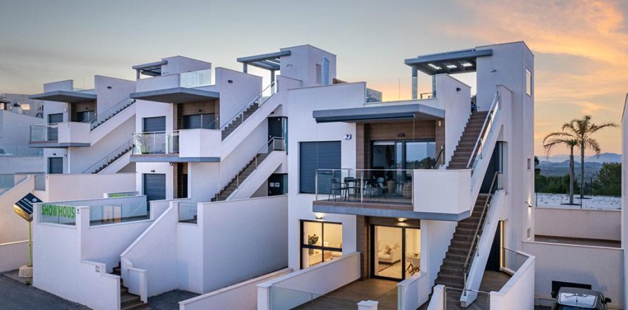 Apartamento en San Miguel de Salinas, Alicante, España 3 dormitorios, 92 m2 No. 196887