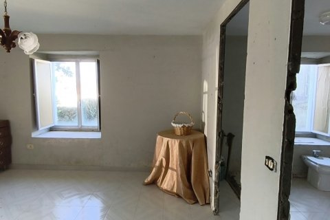 Kaupunkipientalo myytävänä Neda, A Coruna, Espanja, 2 makuuhuonetta, 168 m2 No. 196496 - kuva 12