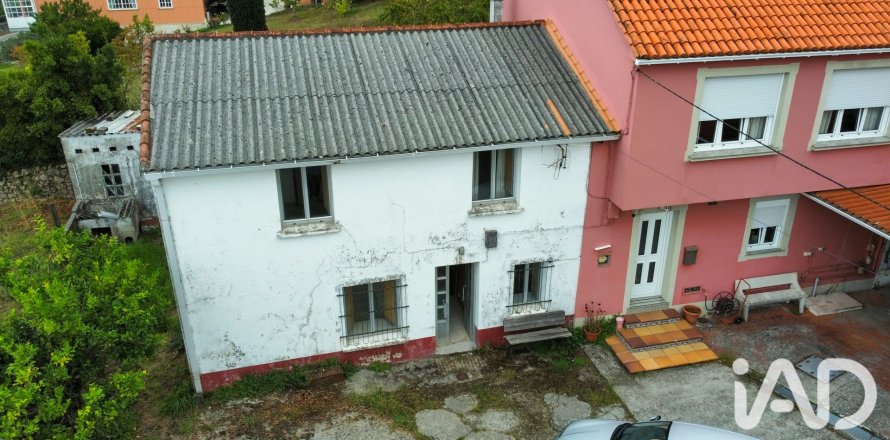 Kaupunkipientalo Neda, A Coruna, Espanja 2 makuuhuonetta, 168 m2 No. 196496