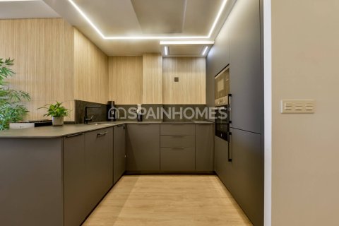 Lägenhet till salu i Altea, Alicante, Spanien 4 sovrum, 132 kvm. Nr. 149964 - foto 24