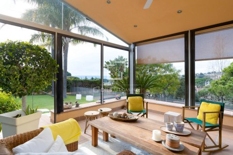 Villa for sale in Sant Vicenc De Montalt, Barcelona, Spain 6 bedrooms, 707 sq.m. No. 150313 - photo 2