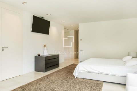 Villa for sale in Barcelona, Spain 7 bedrooms, 900 sq.m. No. 150311 - photo 20