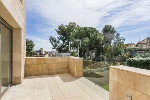 Villa for sale in Barcelona, Spain 7 bedrooms, 900 sq.m. No. 150311 - photo 29
