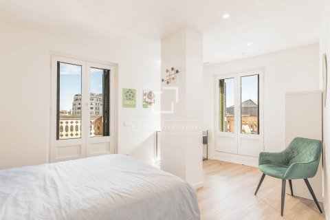 Dzīvoklis pārdošanā Barcelona, Spānijā 2 istabas, 95 m2 Nr. 150307 - attēls 13