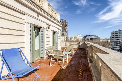 Dzīvoklis pārdošanā Barcelona, Spānijā 2 istabas, 95 m2 Nr. 150307 - attēls 3