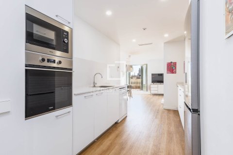 Dzīvoklis pārdošanā Barcelona, Spānijā 2 istabas, 95 m2 Nr. 150307 - attēls 14