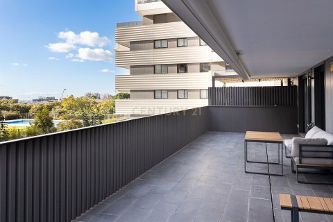Wohnung zum Verkauf in Esplugues de Llobregat, Barcelona, Spanien 2 Schlafzimmer, 140 m2 Nr. 166881 - Foto 2