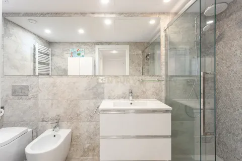 Wohnung zum Verkauf in Esplugues de Llobregat, Barcelona, Spanien 2 Schlafzimmer, 140 m2 Nr. 166881 - Foto 21