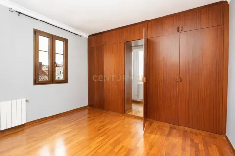 Lägenhet till salu i Barcelona, Spanien 3 sovrum, 98 kvm. Nr. 166880 - foto 26