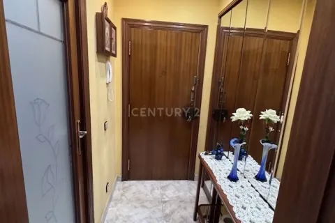 Wohnung zum Verkauf in Badalona, Barcelona, Spanien 3 Schlafzimmer, 82 m2 Nr. 166882 - Foto 3