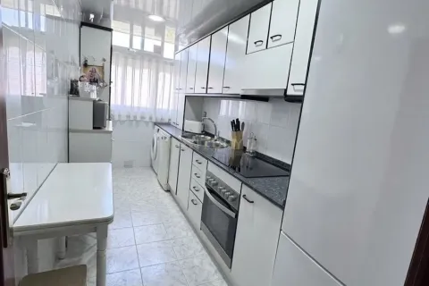 Wohnung in Badalona, Barcelona, Spanien 3 Schlafzimmer, 82 m2 Nr. 166882