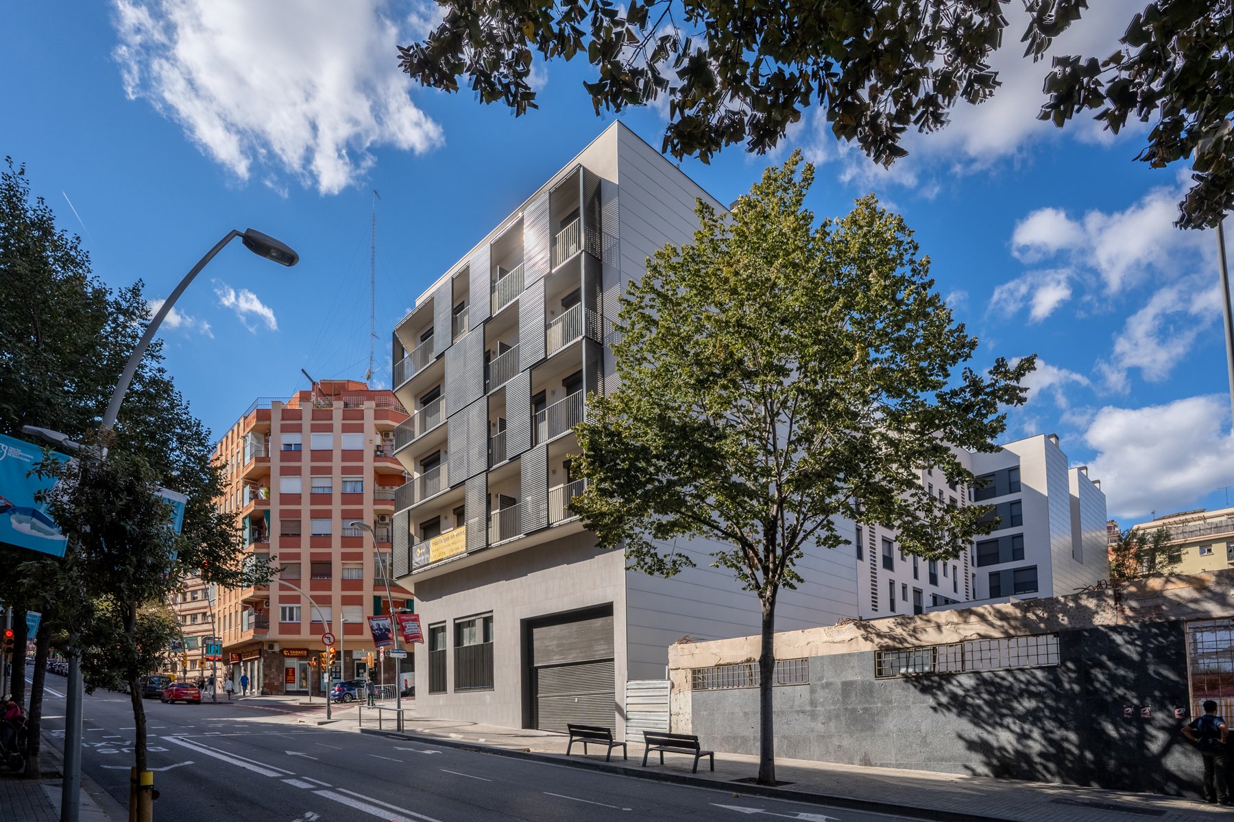 Apartment in Barcelona, Spain 4 bedrooms,  No. 141278