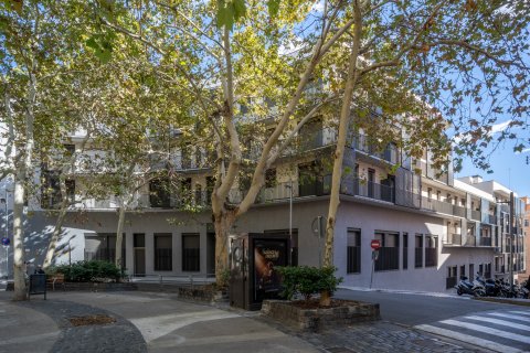 Продажа квартиры в Барселона, Испания 4 спальни, №141278 - фото 2