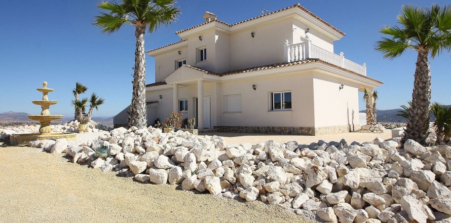 Huvila Pinoso, Alicante, Espanja 4 makuuhuonetta, 253 m2 No. 173854