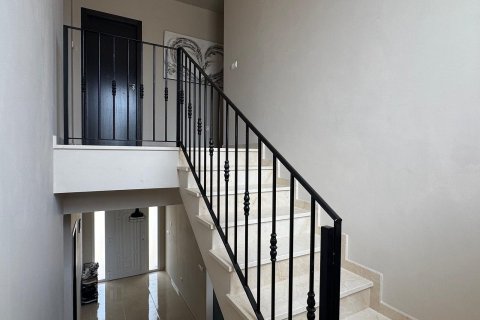 Huvila myytävänä Pinoso, Alicante, Espanja, 4 makuuhuonetta, 253 m2 No. 173854 - kuva 16