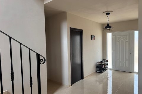 Huvila myytävänä Pinoso, Alicante, Espanja, 4 makuuhuonetta, 253 m2 No. 173854 - kuva 15
