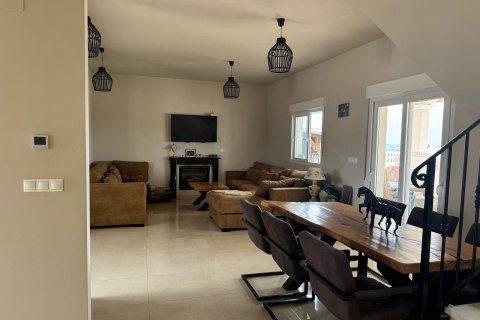 Huvila myytävänä Pinoso, Alicante, Espanja, 4 makuuhuonetta, 253 m2 No. 173854 - kuva 19