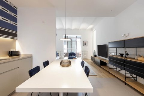 Аренда квартиры в Барселона, Испания 2 спальни, 100м2 №164313 - фото 8