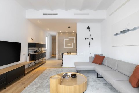 Квартира в Барселона, Испания 2 спальни, 100м2 №164313