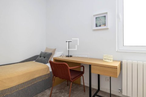 Аренда квартиры в Барселона, Испания 2 спальни, 100м2 №164313 - фото 22