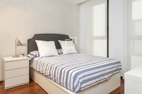 Аренда квартиры в Барселона, Испания 2 спальни, 87м2 №164310 - фото 11