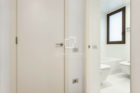 Аренда квартиры в Барселона, Испания 2 спальни, 87м2 №164310 - фото 23