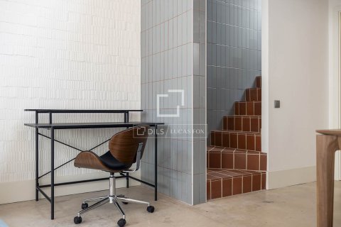 Аренда квартиры в Барселона, Испания 2 спальни, 109м2 №164311 - фото 11