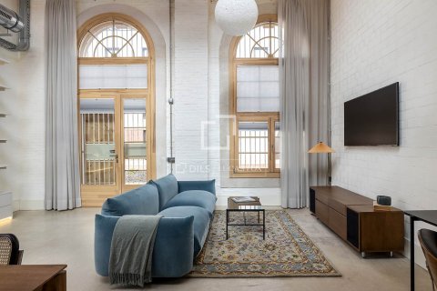 Аренда квартиры в Барселона, Испания 2 спальни, 109м2 №164311 - фото 4