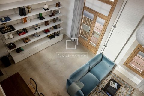 Аренда квартиры в Барселона, Испания 2 спальни, 109м2 №164311 - фото 30