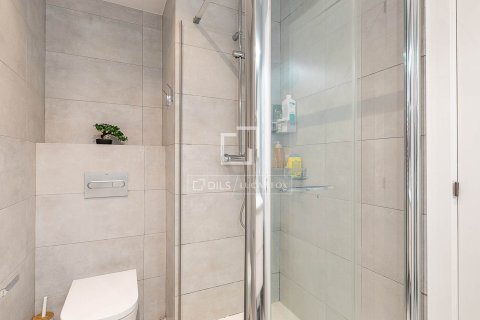 Apartment for sale in Barcelona, Spain 2 bedrooms, 79 sq.m. No. 164314 - photo 21