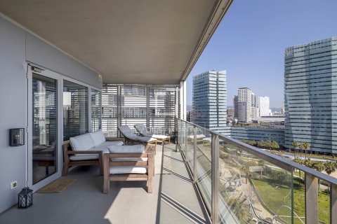 Аренда квартиры в Барселона, Испания 3 спальни, 124м2 №164312 - фото 12