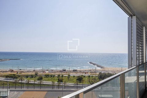 Аренда квартиры в Барселона, Испания 3 спальни, 124м2 №164312 - фото 14