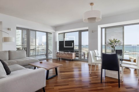 Квартира в Барселона, Испания 3 спальни, 124м2 №164312