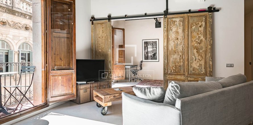 Apartment in Barcelona, Spain 2 bedrooms, 87 sq.m. No. 164315