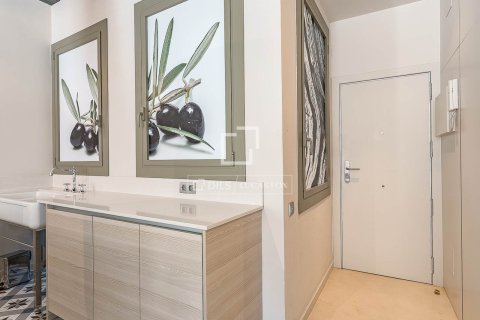 Apartment for sale in Barcelona, Spain 2 bedrooms, 87 sq.m. No. 164315 - photo 12