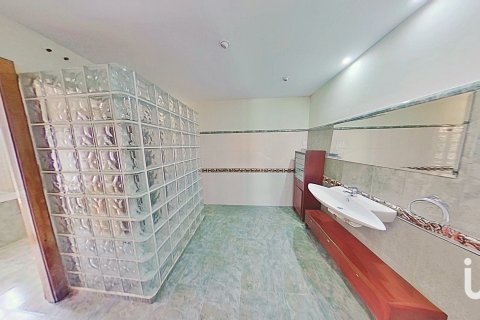 Продажа дома в Сакс, Аликанте, Испания 3 спальни, 253м2 №153795 - фото 5