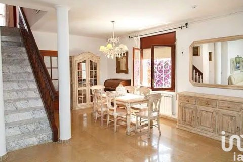 Продажа дома в Майами Пладжа, Таррагона, Испания 5 спален, 330м2 №153798 - фото 7