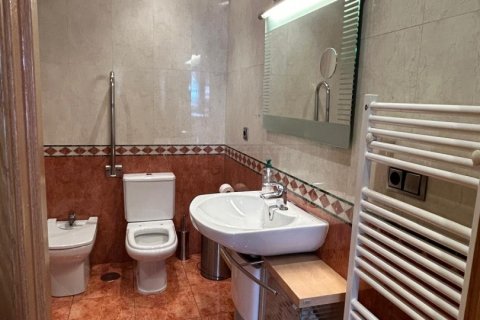 Apartment à vendre à Leon, Espagne, 4 chambres, 135 m2 No. 153796 - photo 12