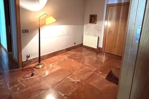 Apartment à vendre à Leon, Espagne, 4 chambres, 135 m2 No. 153796 - photo 20