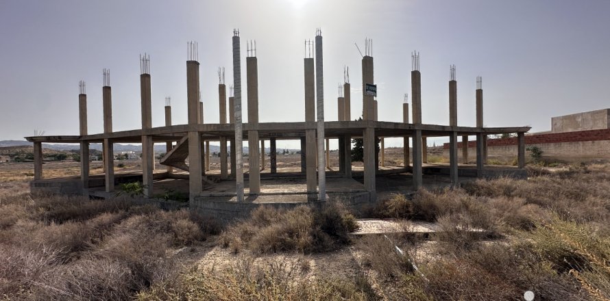 Terreno a Alicante, Spagna 2850 mq. N° 153794