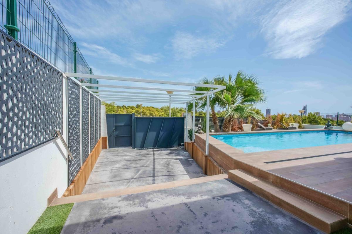 Villa in Finestrat, Alicante, Spain 2 bedrooms, 158 sq.m. No. 80731
