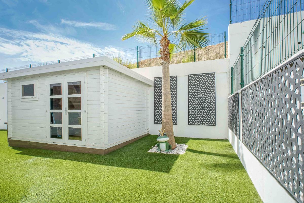 Villa in Finestrat, Alicante, Spain 2 bedrooms, 158 sq.m. No. 80731