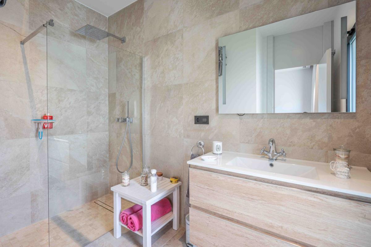 Villa in Finestrat, Alicante, Spain 2 bedrooms, 158 sq.m. No. 80731