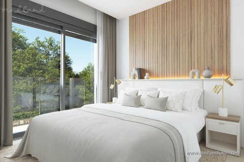 Radhus till salu i Mijas Costa, Malaga, Spanien 3 sovrum, 188 kvm. Nr. 147526 - foto 13