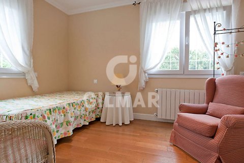 Villa for sale Boadilla del Monte, Madrid, Spain 6 bedrooms, 532.54 sq.m. No. 107542 - photo 20