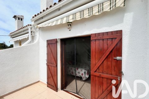 Radhus till salu i Alcala De Xivert, Castellon, Spanien 2 sovrum, 93 kvm. Nr. 172402 - foto 27