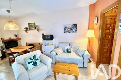 Radhus till salu i Alcala De Xivert, Castellon, Spanien 2 sovrum, 93 kvm. Nr. 172402 - foto 14