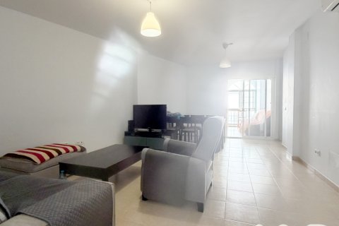 Apartment for sale in Alhaurin el Grande, Malaga, Spain 4 bedrooms, 120 sq.m. No. 172407 - photo 8