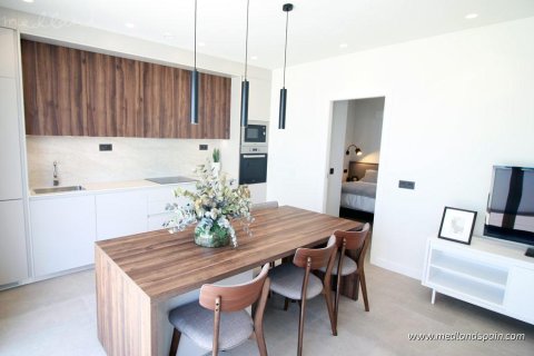 Продажа квартиры Торре-де-ла-Орадада, Аликанте, Испания 2 спальни, 68м2 №139669 - фото 3